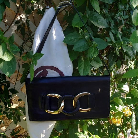 Michael Kors Oversized ID Chain Leather Clutch, Bl‎ - Picture 1 of 8